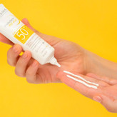 ژل کرم ضد آفتاب بی رنگ Photoderm Spot Age SPF50 بایودرما 40ml